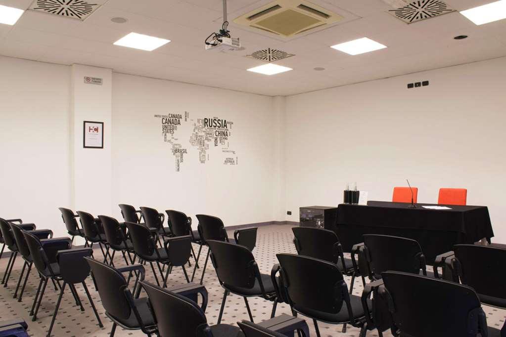 Hotel Carpi 4*